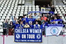 包含切尔西客场惜败，争冠形势日益严峻的词条