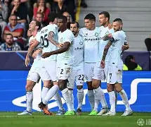 关于曼联客场击败对手,欧冠资格前途一片光明的信息 关于曼联客场击败对手,欧冠资格前途一片光明的信息